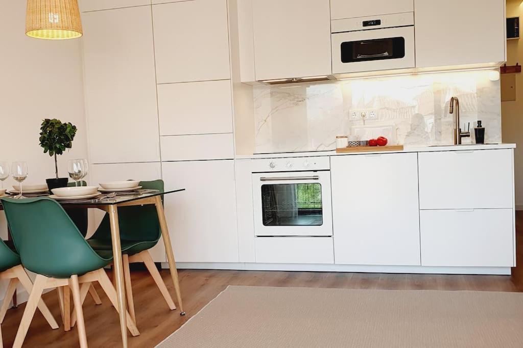 Lindo Apartamento Junto A Praia E A Marina De Vilamoura Com Piscina E Wi-Fi Quarteira Buitenkant foto
