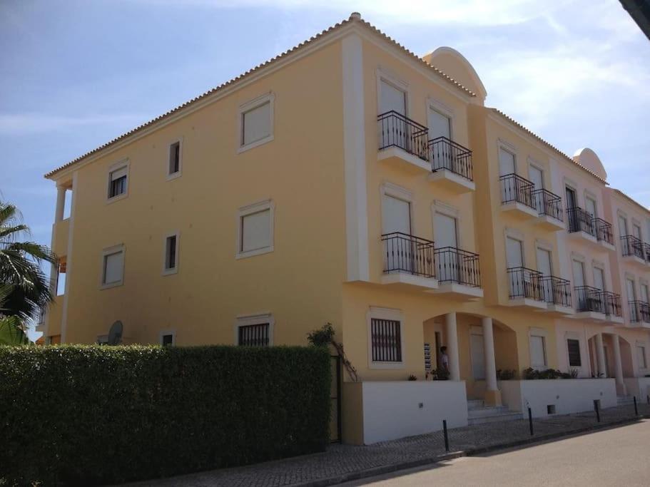 Lindo Apartamento Junto A Praia E A Marina De Vilamoura Com Piscina E Wi-Fi Quarteira Buitenkant foto